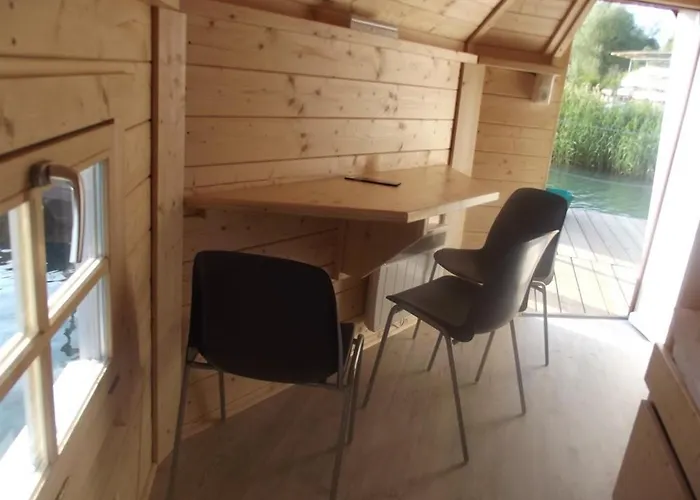 Pensionat Maritimes Freizeitcamp Erfurter Seen